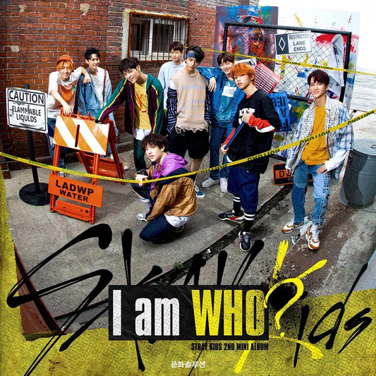 STRAY KIDS - I AM WHO