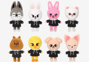 STRAY KIDS - SKZOO Everywhere All Around The World Goods - SKZOO PLUSH ORIGINAL Ver.